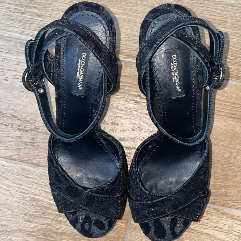 Dolce and Gabanna platform heels